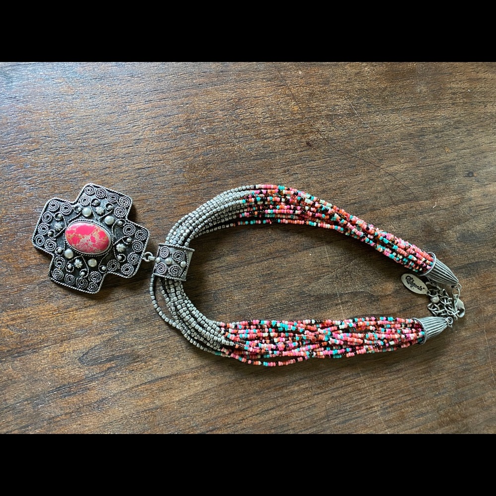 Gorgeous Chunky Western Crosd Necklace
